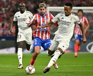 Atlético e Real Madrid empatam em clássico marcado confusão na torcida