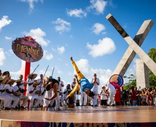 Baiana é bicampeã do mundo em competição de capoeira em Salvador