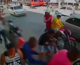 Câmeras flagram tentativa de homicídio contra mototaxista na Bahia; veja