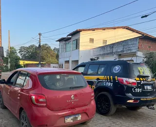 Carro roubado em 2023 é recuperado após fuga e perseguição na BR 324