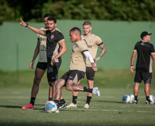 Com Gustavo Mosquito, Vitória trabalha pensando no São Paulo