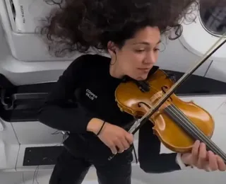 Com participação do NEOJIBA, engenheira toca violino no espaço