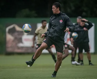 Com tático, Vitória avança na preparação para pegar o Vasco