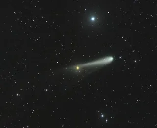 “Cometa do século” passará pela Terra nesta sexta; veja como observar