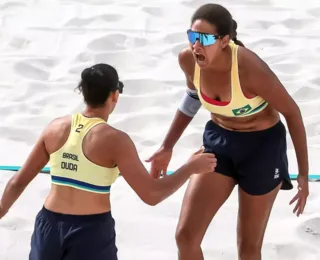 De virada, Ana Patrícia e Duda vão a final do vôlei de praia feminino