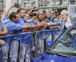 Desemprego cai e renda dos trabalhadores aumenta no Brasil