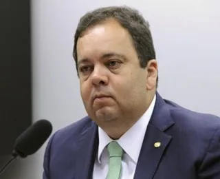 Elmar Nascimento prepara ofensiva para atrair apoio do PT