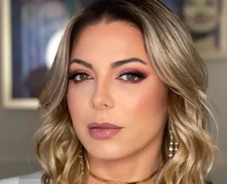 Ex-É o Tchan, Sheila Mello processa médico que deixou sua bunda torta
