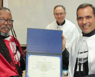 Ex-presidente do Olodum, João Jorge recebe título de Dr. Honoris Causa