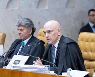 Filho de Bolsonaro pede anulação de processos julgados por Moraes