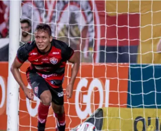 Gabriel Santiago retorna ao Vitória e pode reforçar time na Série A