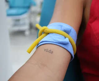 Hemoba reduz tempo de espera para doadores com tatuagem