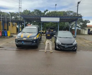 Homem é preso dirigindo veículo furtado na Bahia