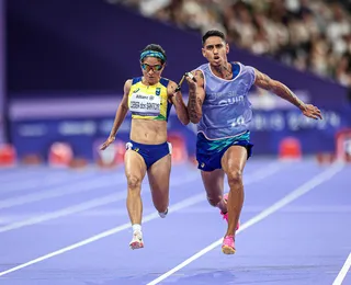 Jerusa Geber é ouro e Lorena Spoladore é bronze nos 100m T11