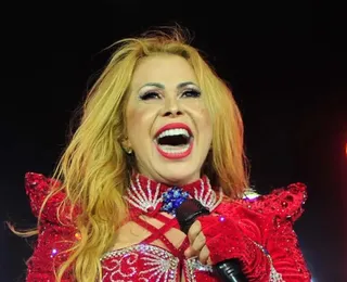 Joelma sofre acidente e fará show em cadeira de rodas