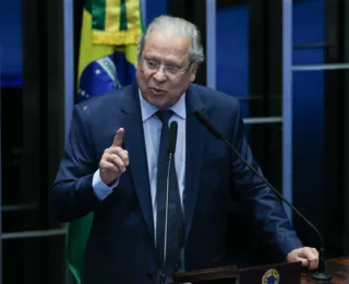 José Dirceu é internado e vai passar por procedimento médico