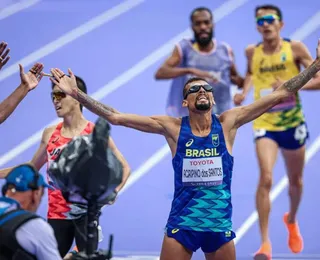 Júlio Cesar conquista ouro no atletismo e bate recorde mundial