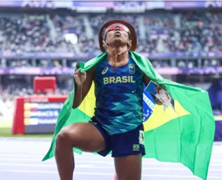 Keyla Barros conquista a medalha de bronze nos 1500m classe T20