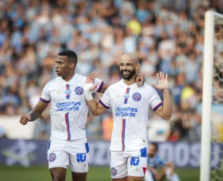 Lei do ex! Thaciano broca dois e Bahia bate o Grêmio fora de casa