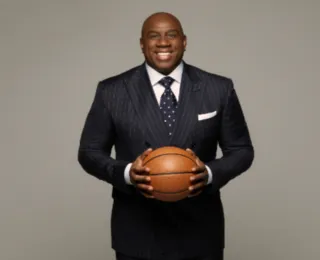 Magic Johnson revela desejo de investir em time no Brasil: "ansioso"