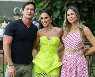 Marcela Oliveira celebrou aniversário com show da Banda EVA em São Paulo