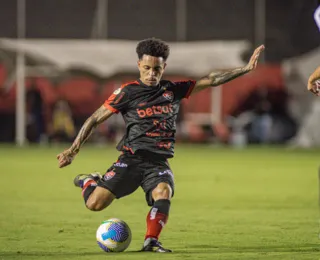 Matheusinho tem lesão confirmada e desfalca o Vitória por duas semanas