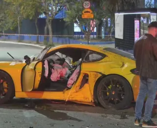 Motorista de Porsche é preso após atropelar e matar motociclista; veja