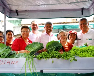 No Sertão, Jerônimo inaugura obras e sanciona Lei da Agroecologia