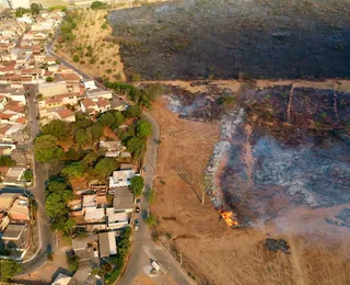 Onda de incêndios chega ao Parque Nacional de Brasília