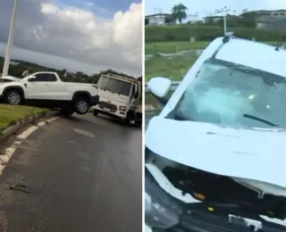 Picape perde o controle, capota e atinge poste na Estrada do Derba