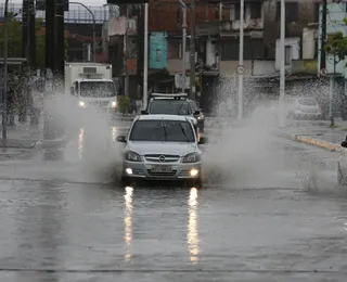 Salvador amanhece com chuva nesta terça; confira previsão do tempo