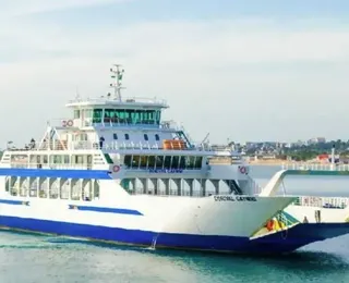 Falha em rampa de acesso ao Ferry-Boat provoca espera de 4 horas