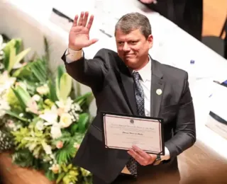 Tarcísio afirma que Marçal "baixou muito o nível" do debate em SP