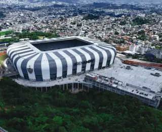 Torcedor do Fluminense agride grávida após discussão; veja o vídeo