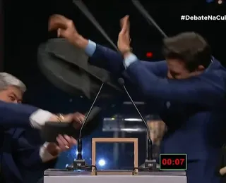 Vídeo: Datena dá cadeirada em Pablo Marçal durante debate