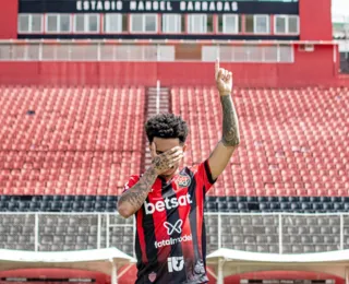 Xodó da torcida, Matheusinho acerta renovação com o Vitória