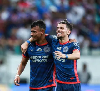 Lucho celebra gol marcado e destaca: "A equipe merecia esse resultado” - Imagem