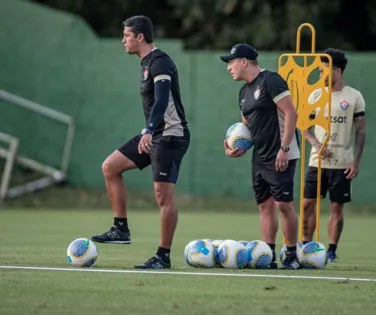 Vitória realiza trabalhos técnico-táticos visando o Cuiabá - Imagem