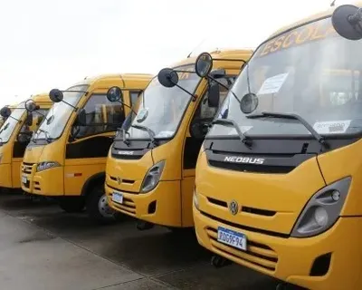 Ônibus escolares de Santaluz são flagrados circulando sem regularidade