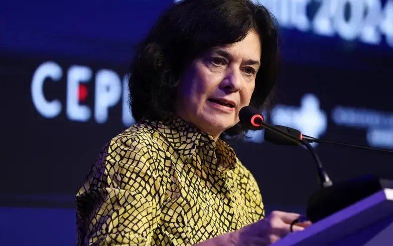 Após morte por coqueluche, ministra reforça pedido para vacinação - Imagem