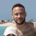 Detalhe estranho chama atenção em foto de Neymar Jr; veja imagem