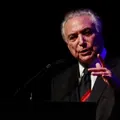 “Discussão é válida”, defende Temer sobre fim da jornada 6x1 imagem