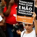 Manifestantes vão às ruas pelo fim da escala de trabalho 6x1 imagem
