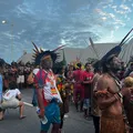 Povos indígenas protestam e fecham Av. Paralela contra marco temporal imagem