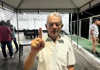 "Absoluta transparência", diz Raimundo Viana sobre contas do Vitória