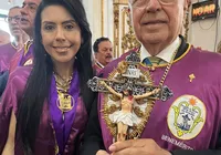 Analuzia Moscoso é condecorada como Membro da Irmandade do Senhor do Bonfim