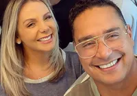 Avião de 2 andares: Xanddy e Carla Perez viajam em aeronave luxuosa imagem