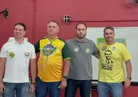 Bolsonaro vai votar ao lado dos filhos no Rio de Janeiro