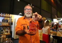 Cachaça com acarajé faz sucesso no Summit Made in Bahia