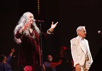 Caetano Veloso e Maria Bethânia brindam a Bahia com show histórico em Salvador